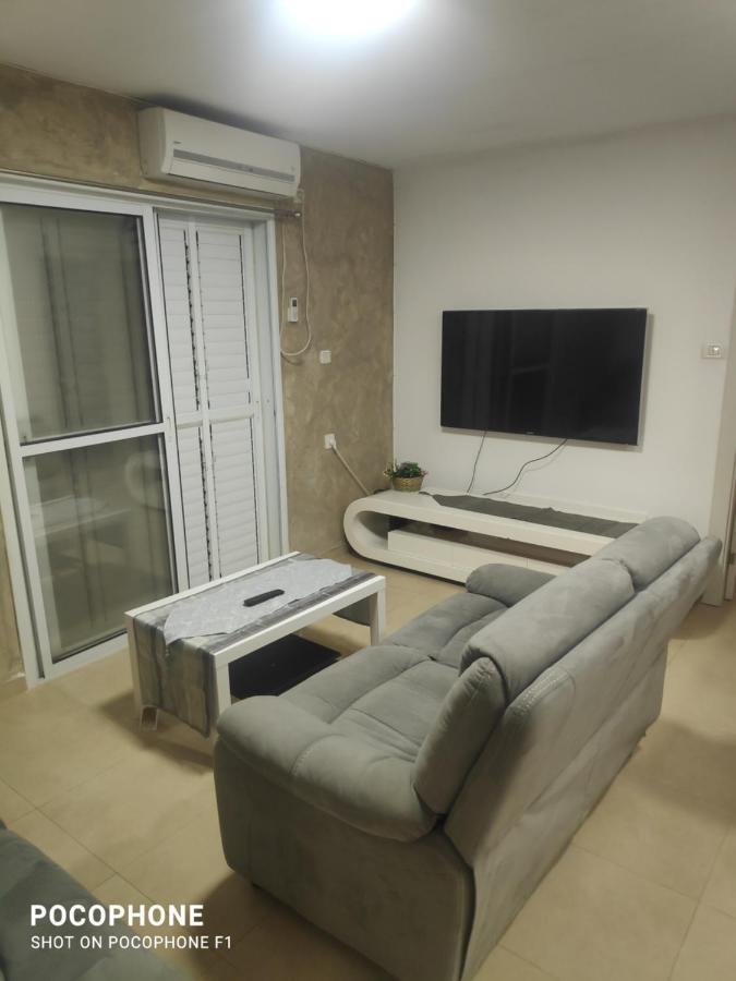 סוויטה של אלון Apartment Arad Exterior foto