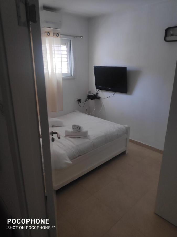 סוויטה של אלון Apartment Arad Exterior foto